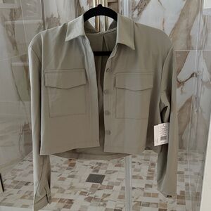 Beyond Yoga Cropped Button-Front Jacket in Sage